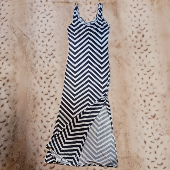 Rip Curl Starry Eyed Maxi Dress in Ebony Size Small - Picture 2 of 5